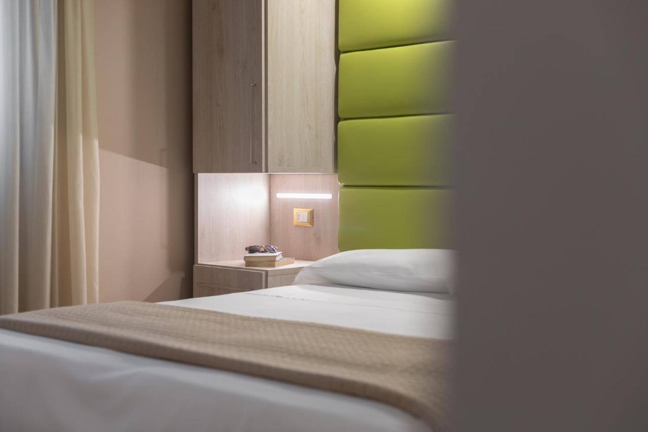 Hotel Prestige Montesilvano Marina Zewnętrze zdjęcie