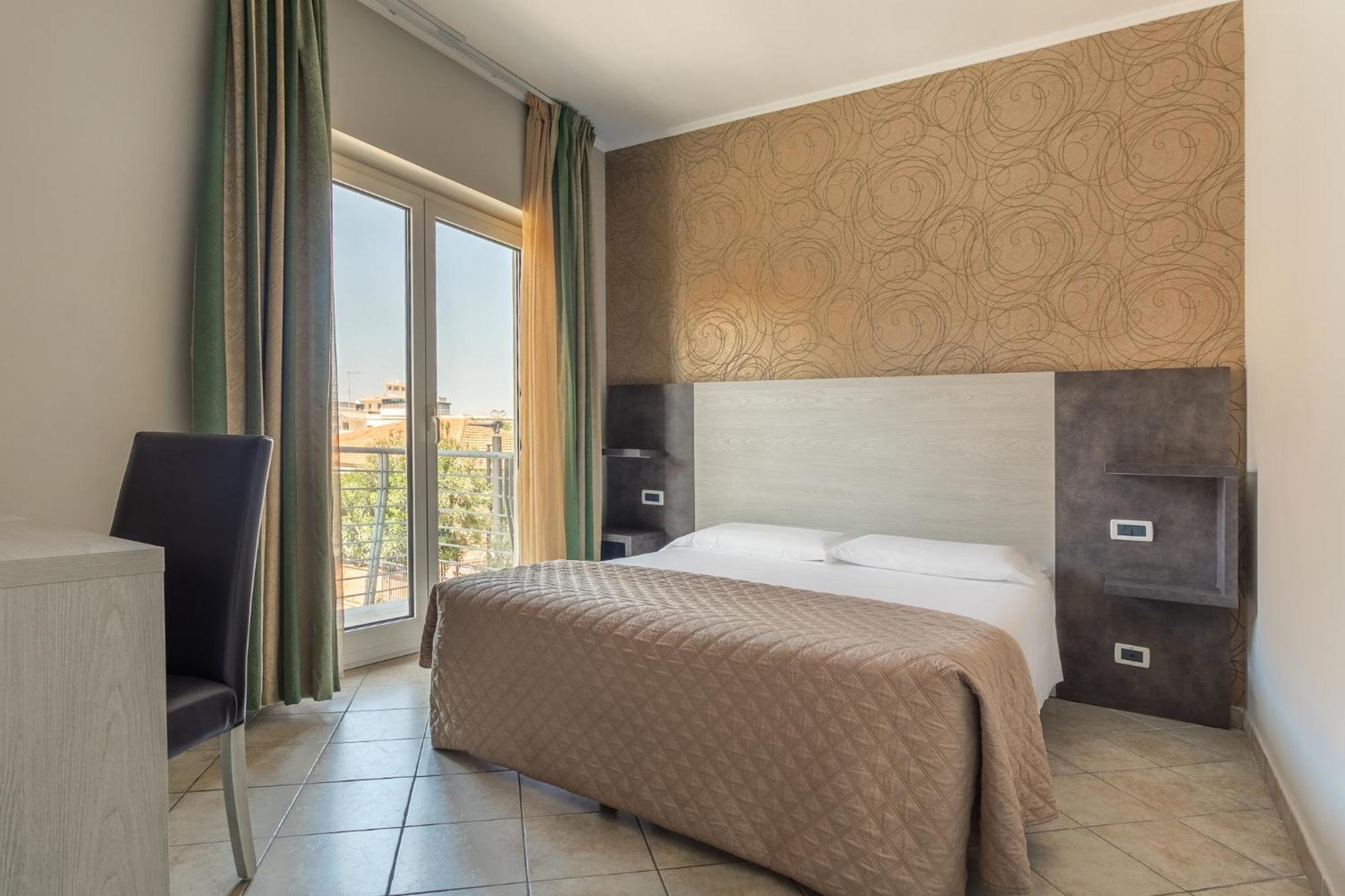 Hotel Prestige Montesilvano Marina Zewnętrze zdjęcie